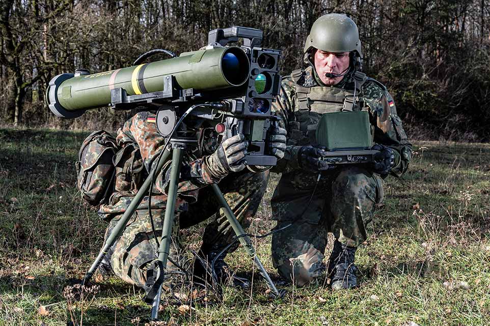 فنلاند و سوئد سلاح گرم و ضد تانک می‌خرند
