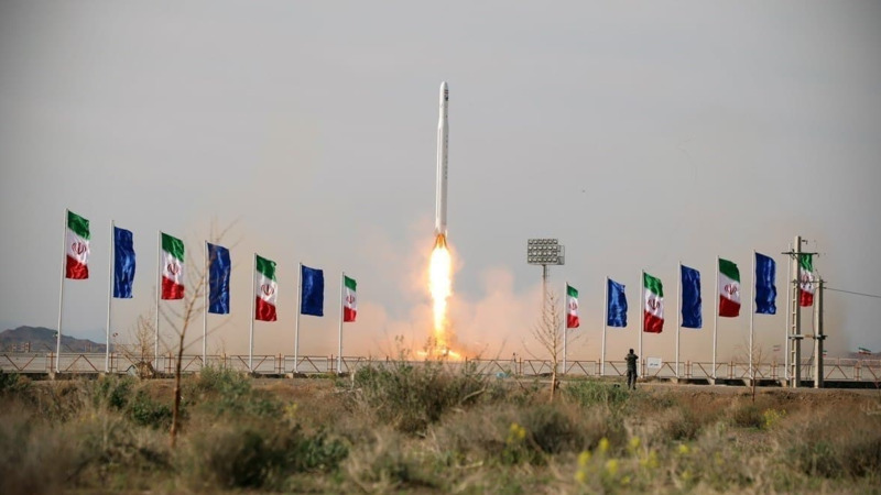 دومین ماهواره نظامی ایران با موفقیت به فضا پرتاب شد