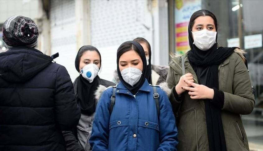 وزارت بهداشت: استفاده از ماسک در اماکن عمومی الزامی شود