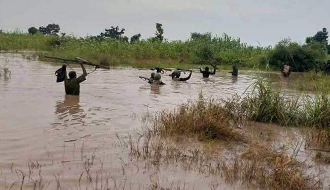 ۱۰۰ تروریست داعشی در نیجریه در رودخانه غرق شدند