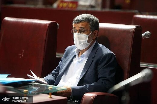 سلیمی نمین: تعاریف بی جای اصولگرایان احمدی نژاد را از خود بی خود کرد