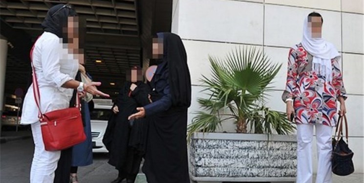 فارس من| برخورد با کشف حجاب در دستور کار پلیس/ تذکر، تعهد و ارشاد در انتظار هنجارشکنان