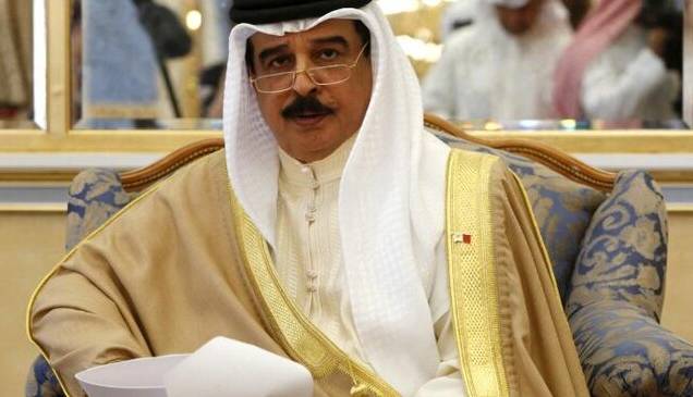 پادشاه بحرین استوارنامه اولین سفیر رژیم صهیونیستی را تحویل گرفت