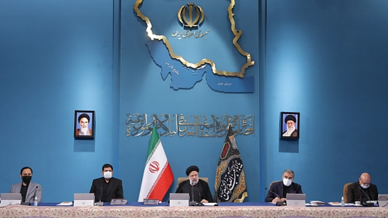 رئیس جمهور: کسانی که دلسوز ایران و اسلامند، قدردان مجاهدت‌های مدافعان حرم هستند