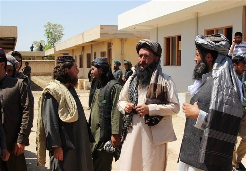 تسلیم شدن ده‌ها عضو داعش به طالبان در شرق افغانستان