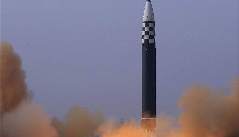 کره شمالی ۸ موشک بالستیک کوتاه برد پرتاب کرد