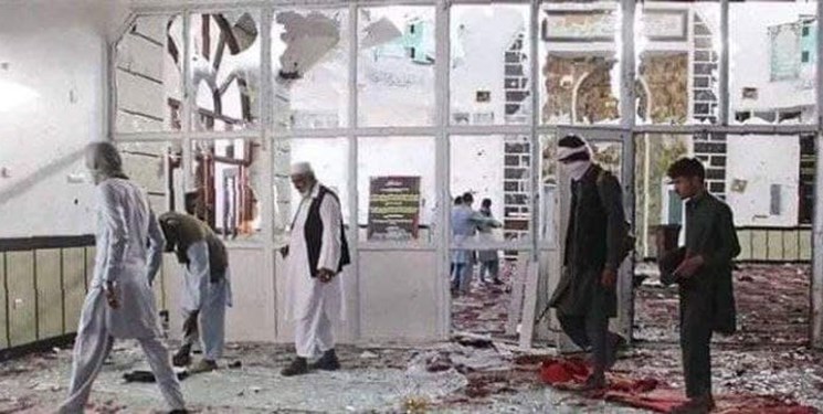 انفجار در مراسم نماز جمعه در ننگرهار افغانستان؛ احتمال شهادت ده‌ها نمازگزار
