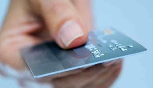 پورابراهیمی: کارت اعتباری کالاهای اساسی شبیه کارت سوخت است