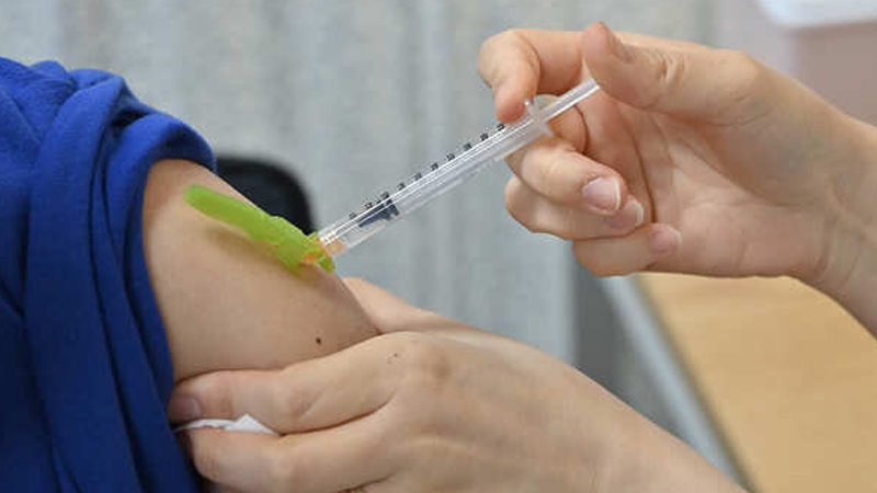 چرایی تفاوت در عوارض بعد از تزریق واکسن کرونا در افراد مختلف
