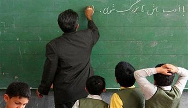 کمبود سالانه ۱۰ هزار فارغ التحصیل دانشگاه فرهنگیان برای جبران کمبود معلم