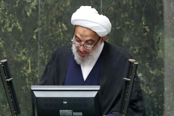آقا تهرانی: برای تصویب و اجرای طرح صیانت مصمم هستیم