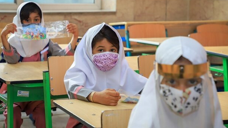 وزارت بهداشت: مدارس باز شود