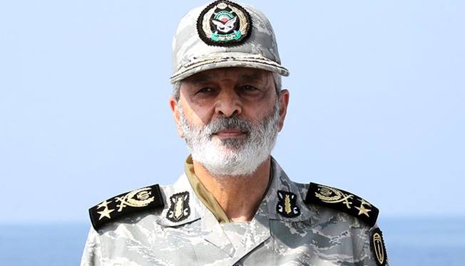 فرمانده ارتش: نیروهای مسلح پشتیبان دیپلمات‌ها در میدان‌های دیپلماسی هستند