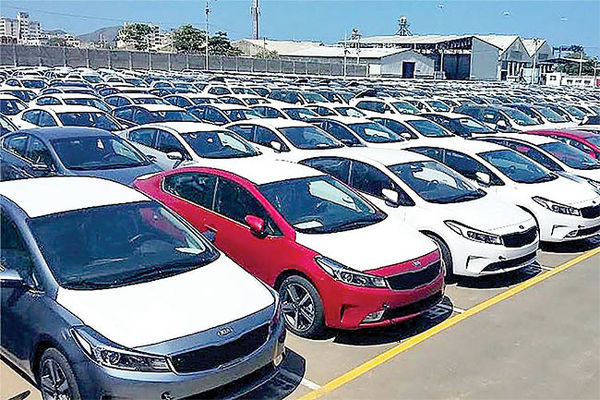 زمان قطعی واردات خودرو به کشور اعلام شد