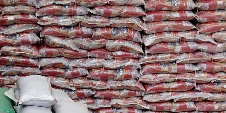 بلاتکلیفی 15 هزار تن برنج در گمرک/ وزارتخانه‌های مسئول تصمیم نمی‌گیرند