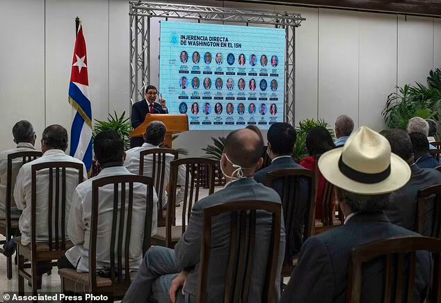 شیطنت‌های آمریکا و فیس‌بوک صدای کوبا را در آورد