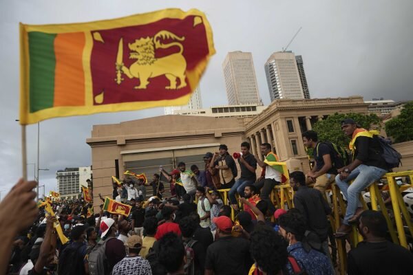 هشدار ۶ کشور به شهروندانشان درباره سفر به سریلانکا