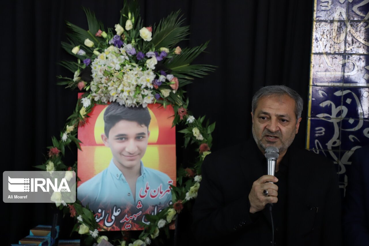 شجاعت دانش آموز خوزستانی معنای واقعی ایثار را به نسل جدید نشان داد