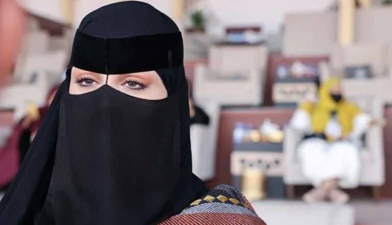 تصاویری از اولین رژه زنان در جشنواره شتر عربستان