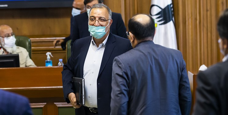 واکنش عضو شورای شهر به شایعه درگیری لفظی و فیزیکی با شهردار تهران